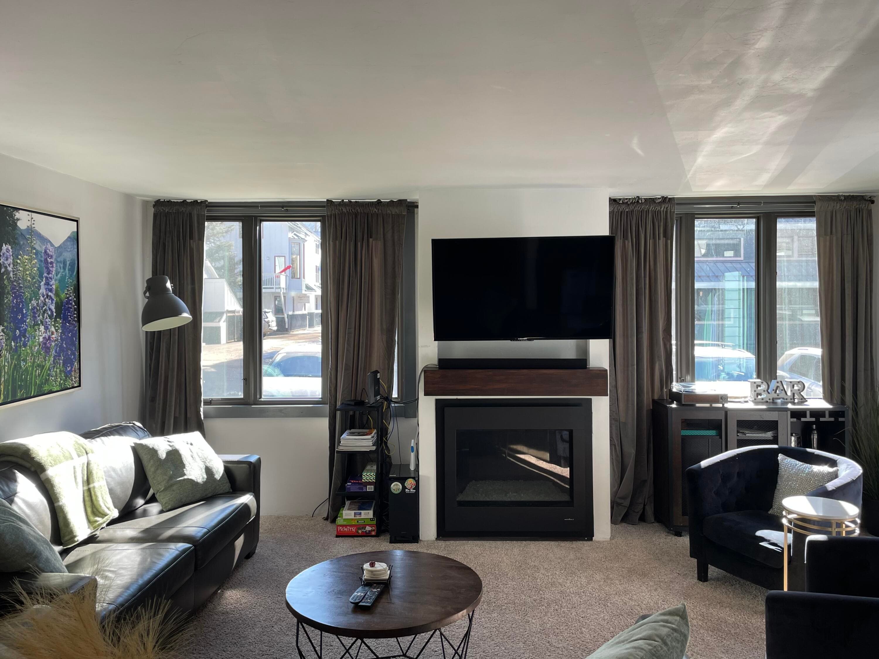 747 W Pacific. Unit 331 Avenue