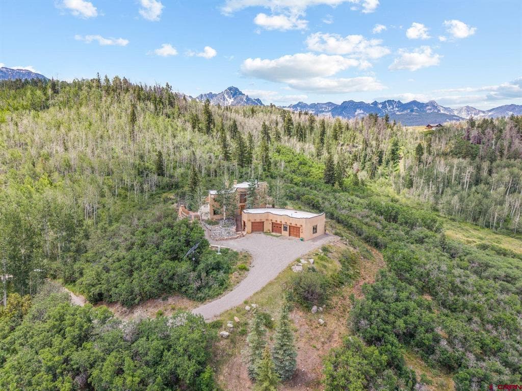 1274 Aspen Drive